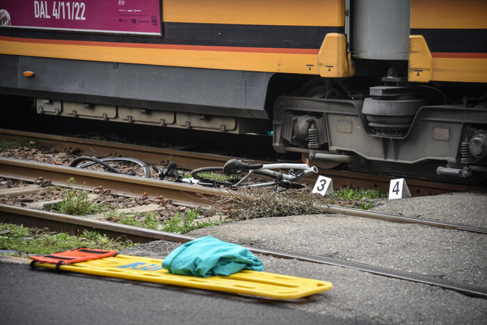 Ragazzino in bici muore investito da un tram a Milano - Notizie 