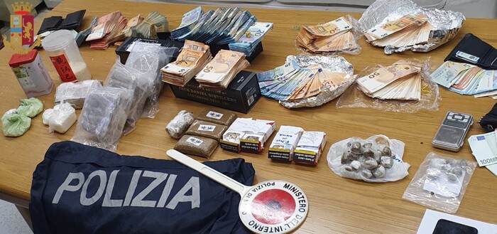 Bar Usato Per Spacciare Droga, Altri Tre Arresti A Genova - Notizie ...