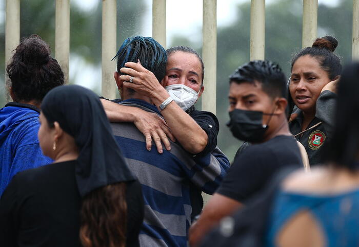 Ecuador: clashes in prison, 13 inmates killed - The Limited Times