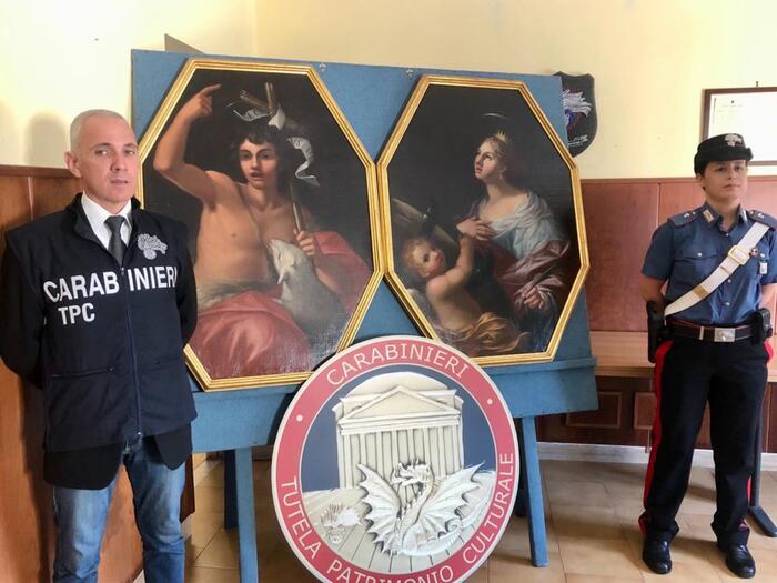 Carabinieri ritrovano due quadri rubati 22 anni fa a Firenze