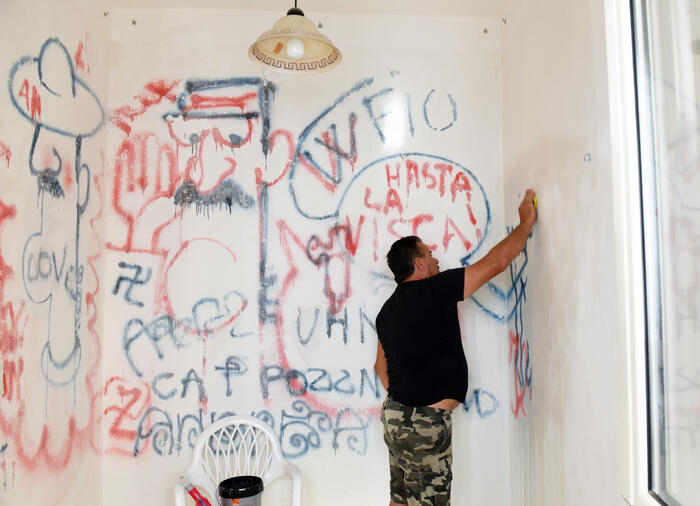Paz inedito, ritrovato murale di Andrea Pazienza di 50 anni fa nascosto  dall'intonaco - ESCLUSIVA - Arte 