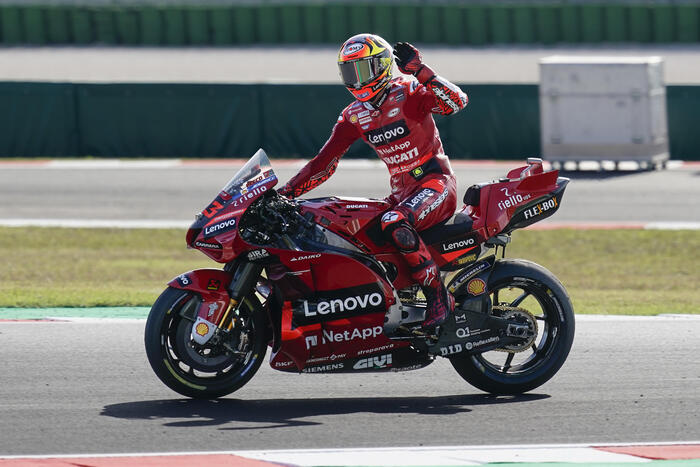 Ducati troca de roupa, e Bagnaia corre com layout amarelo em Misano -  Notícia de MotoGP - Grande Prêmio