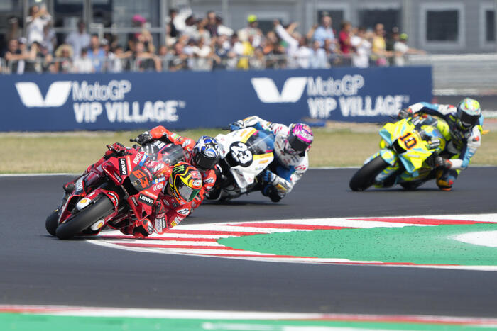 Ducati troca de roupa, e Bagnaia corre com layout amarelo em Misano -  Notícia de MotoGP - Grande Prêmio