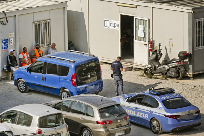 Morti Sul Lavoro, Investito Un Operaio In Un Cantiere - Primopiano ...