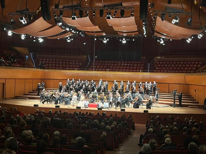 Activists Stage Protest at Handel’s Messiah Performance in Santa Cecilia, Rome