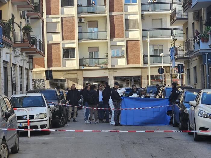 Uomo Ucciso Con Colpi D'arma Da Fuoco Per Strada, Fermato Il Cognato ...