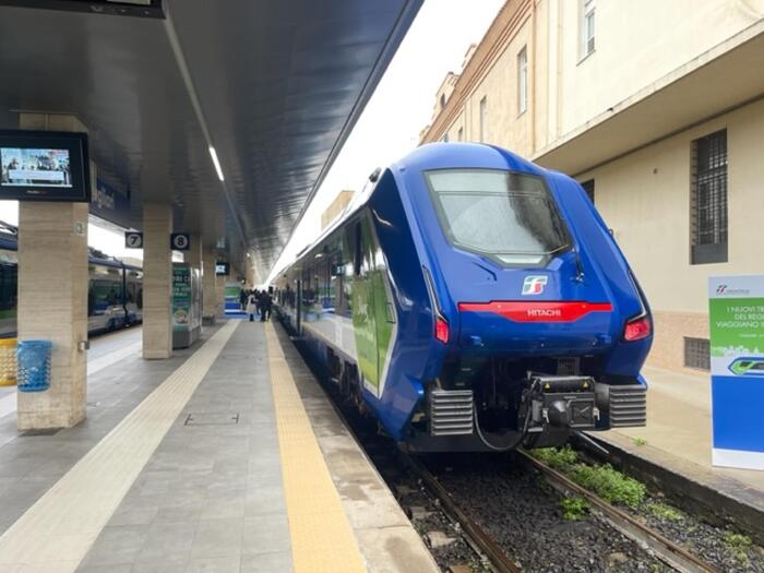 Tornano I Treni Del Mare 21 Collegamenti Nei Fine Settimana Notizie