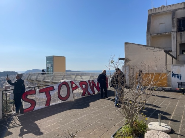 Sit-in In Prefettura Cagliari Contro L'ampliamento Della Rwm - Notizie ...