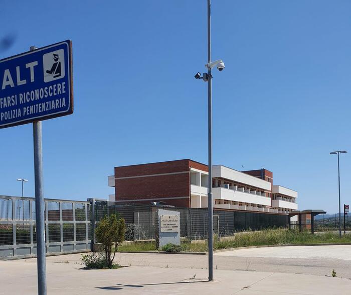 Agente morso a un braccio da un detenuto in carcere a Sassari – Notizie #finsubito richiedi mutuo fino 100%