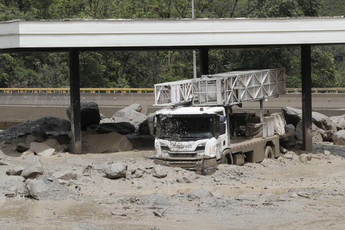 Colombia, almeno 18 morti e dispersi per una frana