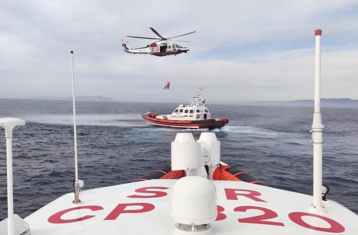 Scontro tra imbarcazioni, turista inglese muore in Campania – Notizie