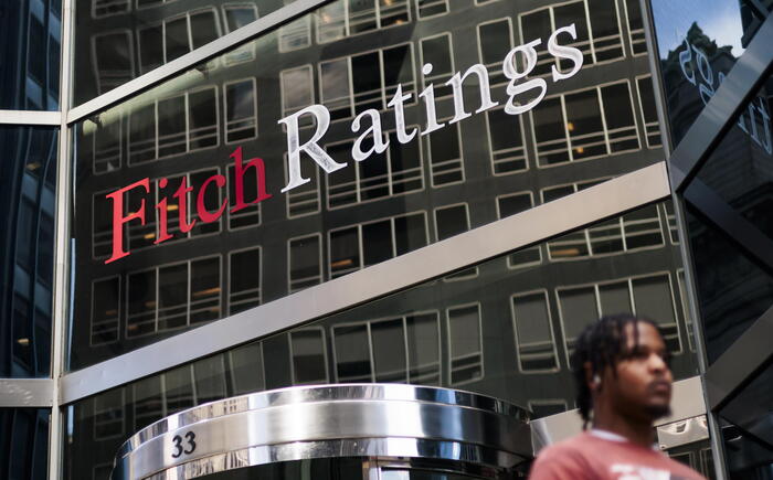 Fitch Confirms Italy’s ‘BBB’ Rating with Stable Outlook: Political Pressures and Economic Prospects