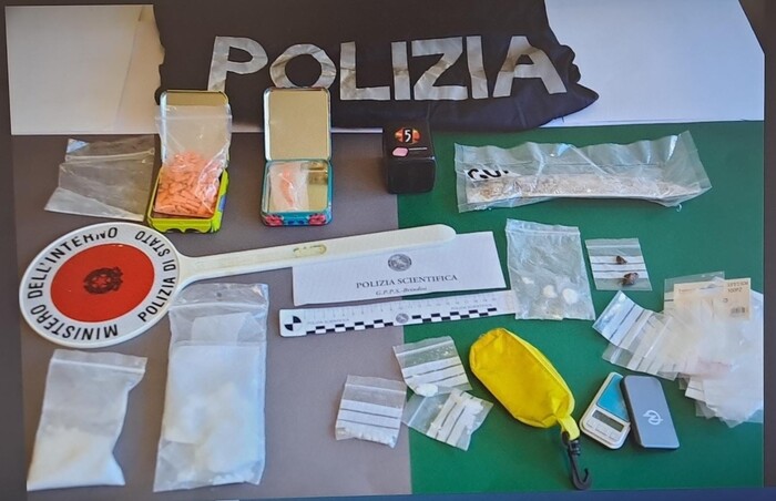 Spaccia ecstasy e cocaina in festival musicale, 30enne arrestato – Notizie