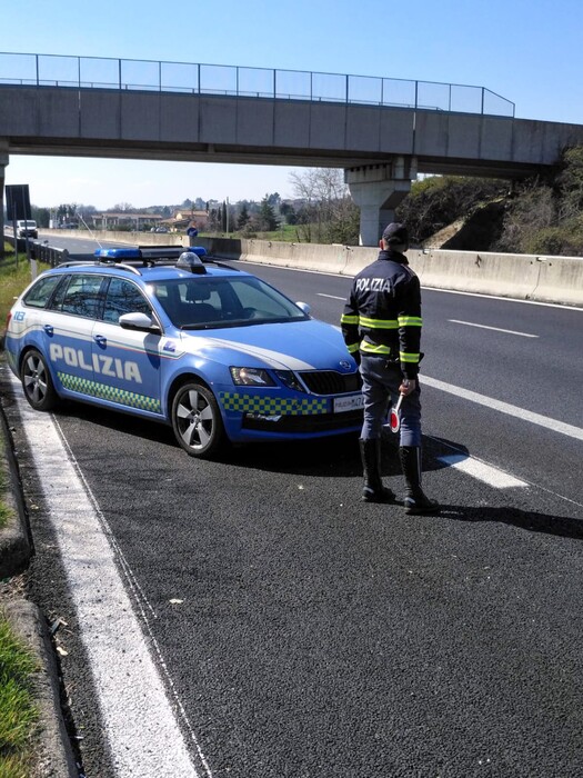 Incidenti stradali dovuti all'uso di alcol, droghe e distrazioni: scattano  dal 7 ottobre i controlli preventivi della polizia stradale