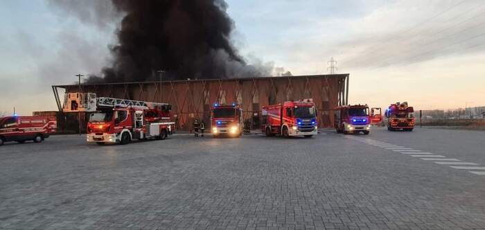 Incendio In Azienda In Brianza Colonna Di Fumo Visibile Dall A4