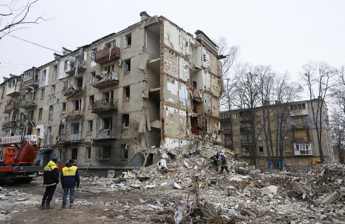 Ukraine: Russian attack in Kharkiv, four injured - Breaking news - The ...