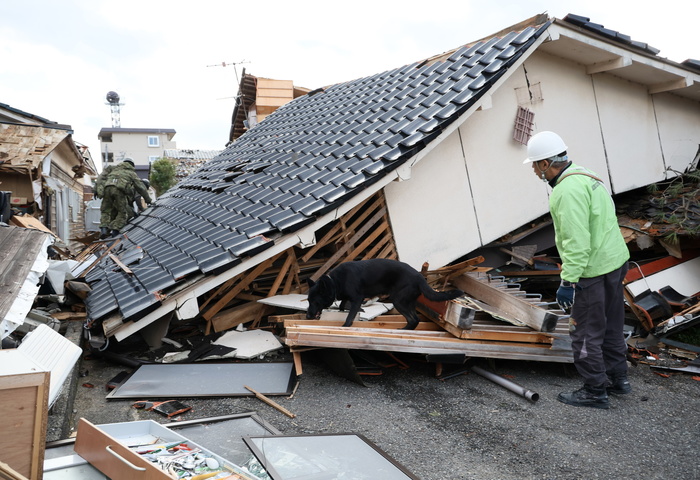 Terremoto in Giappone, bilancio vittime sale a oltre 110 morti