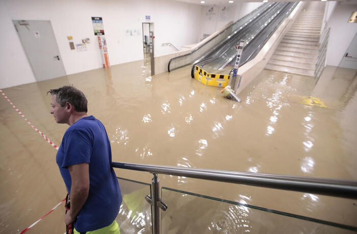 Temporali e allagamenti, la Toscana ancora sott'acqua