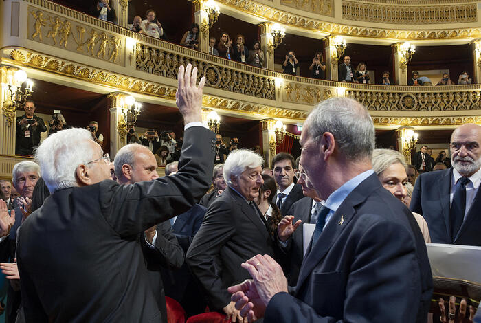 Mattarella: 'Le istituzioni non si limitino ad una visione di parte'