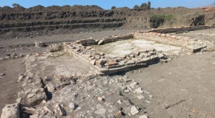 Villa d'epoca romana emerge durante scavi impianto Enel