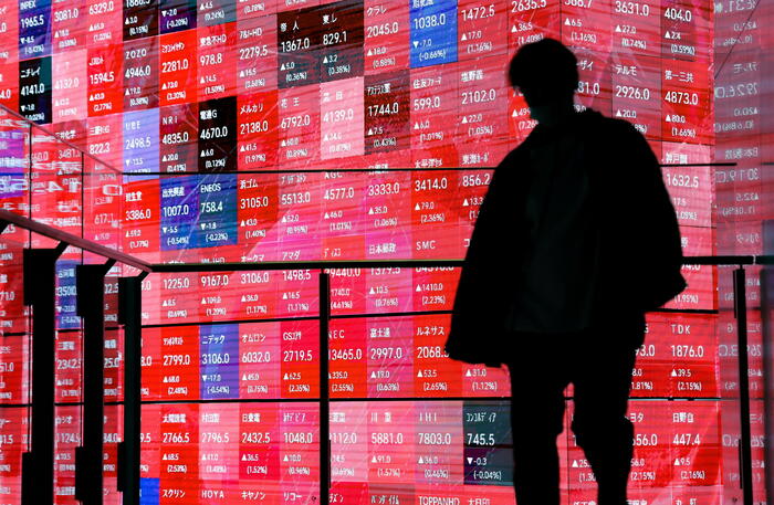 Borsa: Tokyo, apertura poco variata (+0,03%)