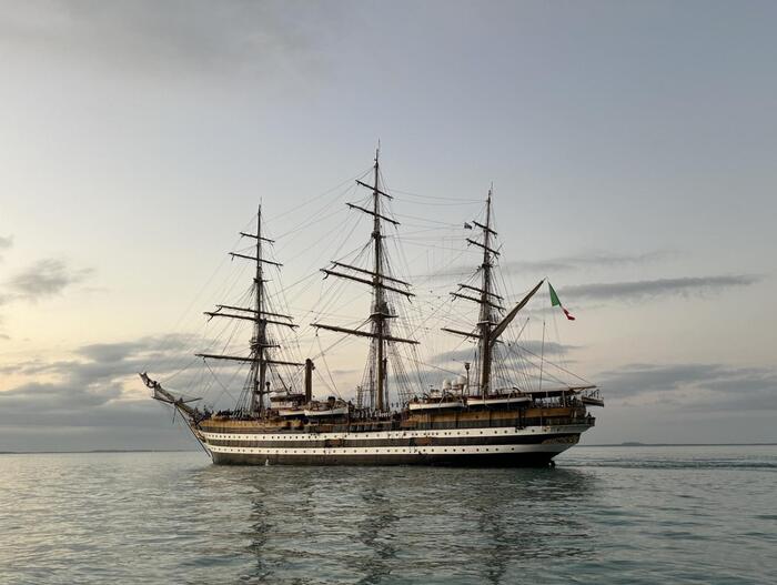 Amerigo Vespucci Arriva A Darwin Ma Tappa Del Tour Mondiale Notizie Ansa It