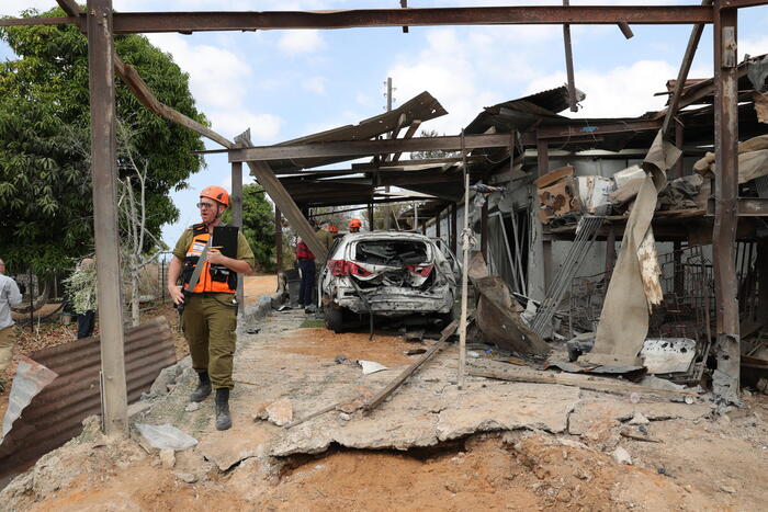 Razzi nel centro di Israele, i feriti a Tira sono 11