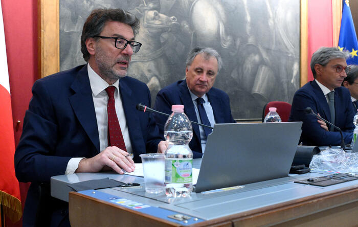 L'audizione di Giorgetti alle Commissioni Bilancio: 'La revisione Istat rende più difficile Pil a +1% nel 2024. La guerra aumenta l'incertezza'