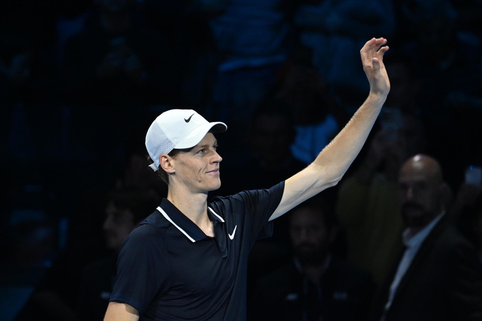 Tennis: Sinner through to semis of ATP Finals