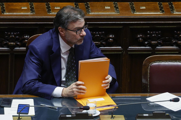 Giorgetti, ‘more healthcare resources, false statements’ – Breaking news – Ansa.it