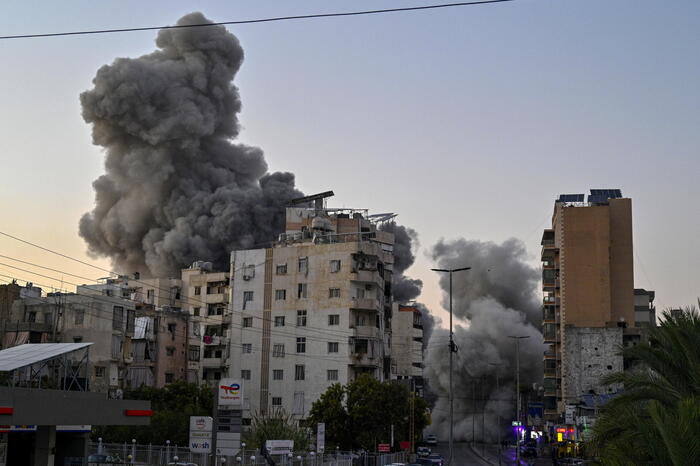 Nuovi attacchi in periferia Beirut dopo ordine evacuazione