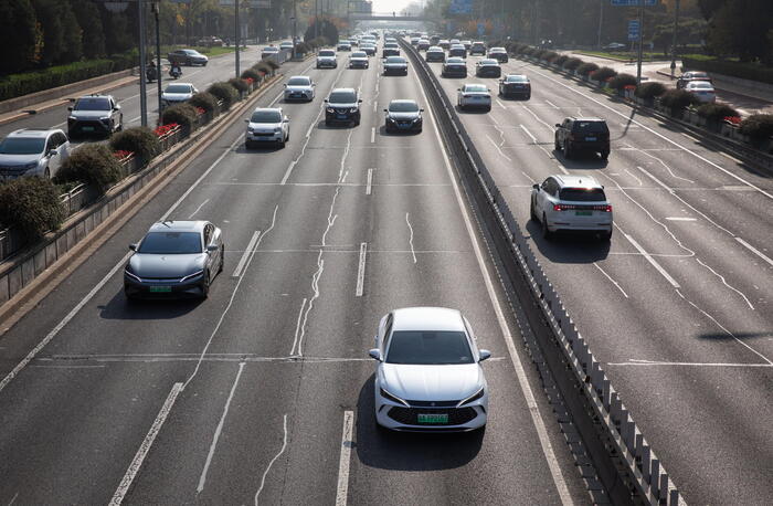 Le auto elettriche superano le tradizionali nel 2025, il sorpasso in Cina – Mondo Motori – Ansa.it