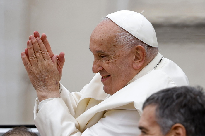 Il Papa domenica 15 dicembre in Corsica