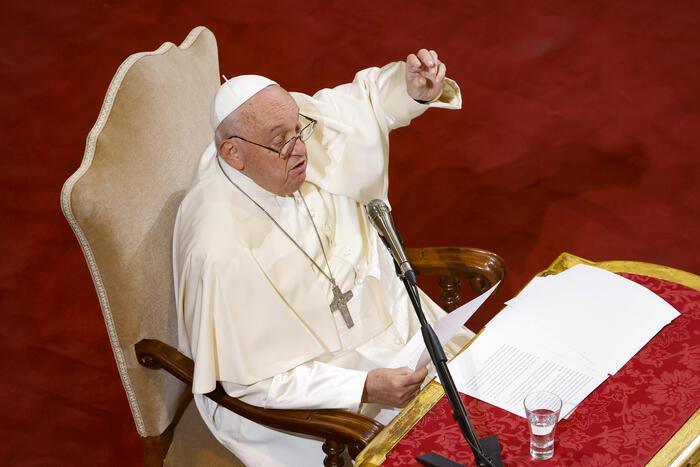 Il Papa: 'L'istruzione non sia un privilegio, deve essere accessibile a tutti'