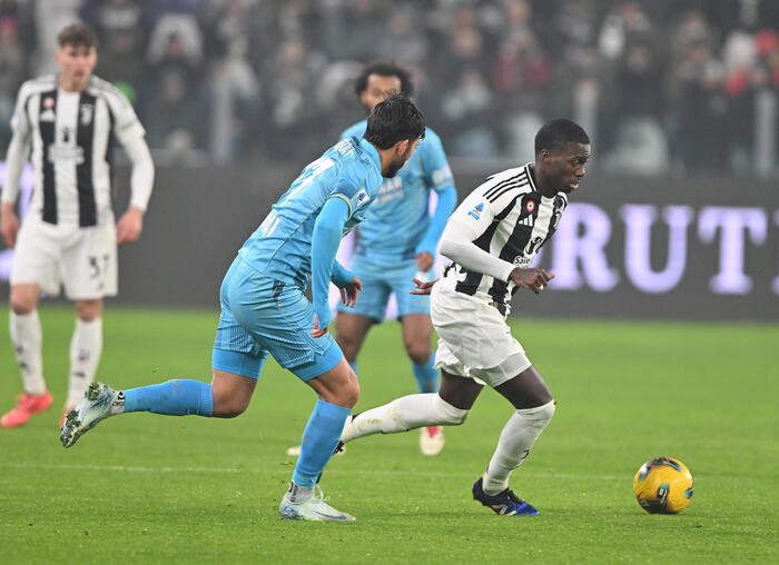 Juventus: stop Weah, lesione muscolare di basso grado