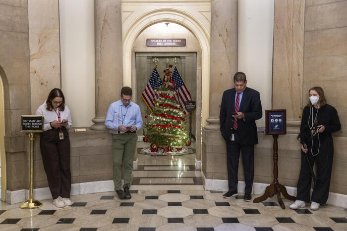 Scongiurato lo shutdown, Senato Usa approva il nuovo piano