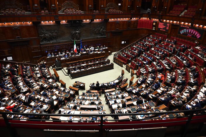 Opposizioni sul caso Almasri: 'Governo venga in Aula subito'