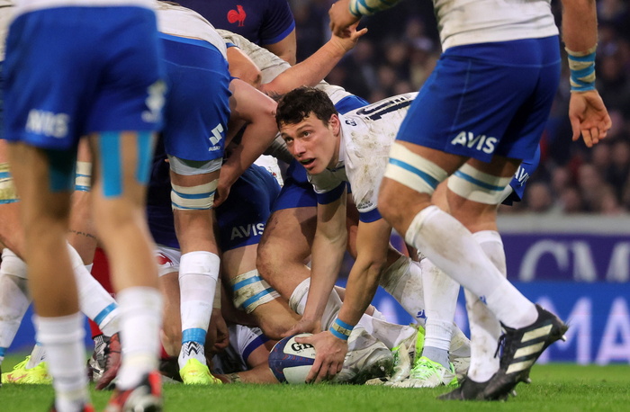 Six Nations:Italy fall just short of historic win in France