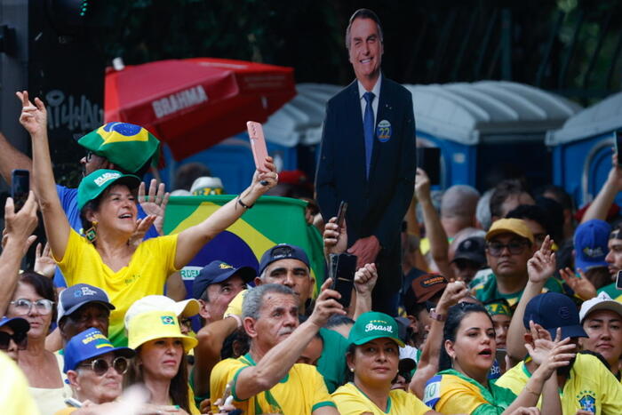 Bolsonaro Torna In Piazza 'per La Democrazia E La Libertà' - America ...