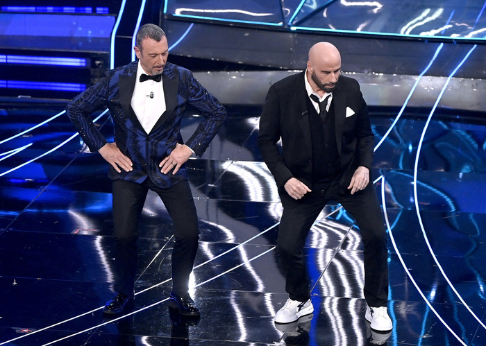 Sanremo 2024: Giovanni Allevi på pianot animerar Ariston, Georgia…