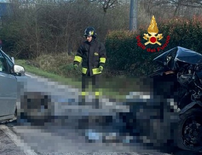 Incidente Fra 3 Auto A Fucecchio, Un Morto - Notizie - Ansa.it