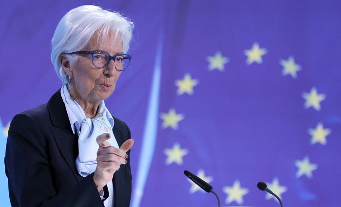 Europeiska centralbanken sänker räntorna med 25 punkter.  Lagarde: ”Minskningen blir…