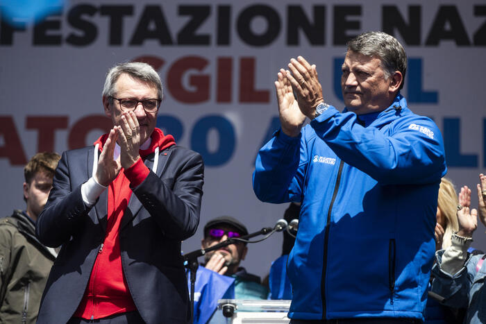 Cgil e Uil in piazza a Roma per i contratti e la sanità