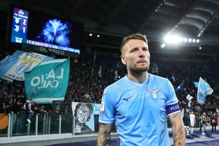 Soccer: Immobile gets star reception from Besiktas fans