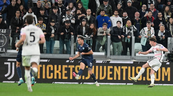 Tifoso arrestato per aver aggredito un agente durante la partita Lazio-Juve