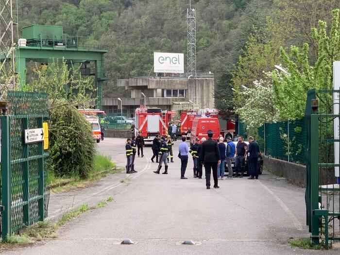 Esplosione in una centrale idroelettrica nel Bolognese, 4 morti, 5 feriti e 3 dispersi – Notizie – Ansa.it