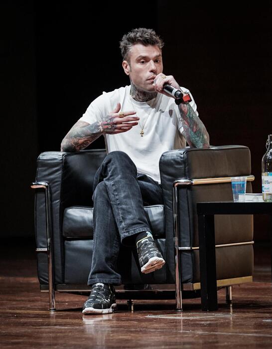 Fedez Sparito Dai Social, Smentito Il Nuovo Ricovero - Spettacolo - Ansa.it