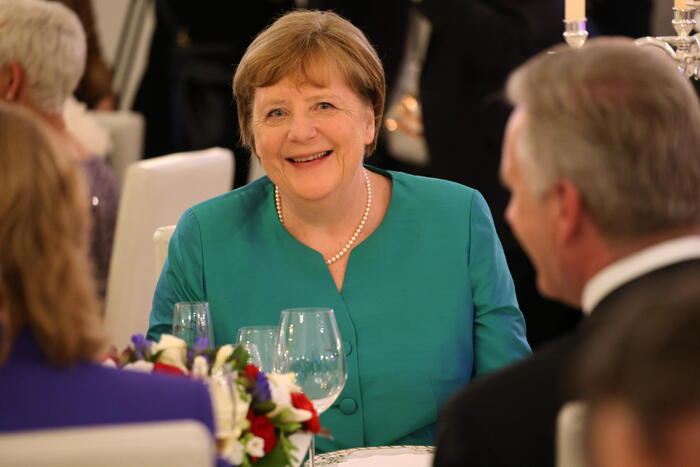 Merkel compie 70 anni, per Steinmeier un 'modello di democrazia'