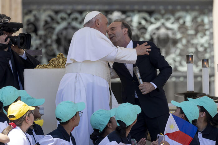 ”Jesus förlåter alltid, förlåter allt”, sa påven Franciskus till barnen.  Benic…