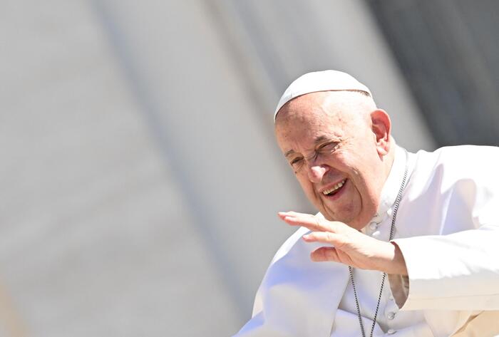 Lieve stato influenzale per il Papa, ‘agenda rivista solo per oggi’ – Notizie – Ansa.it